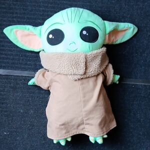 STAR WARS Mandalorian The Child Plush Grogu Baby Yoda / 20 inches Tall
